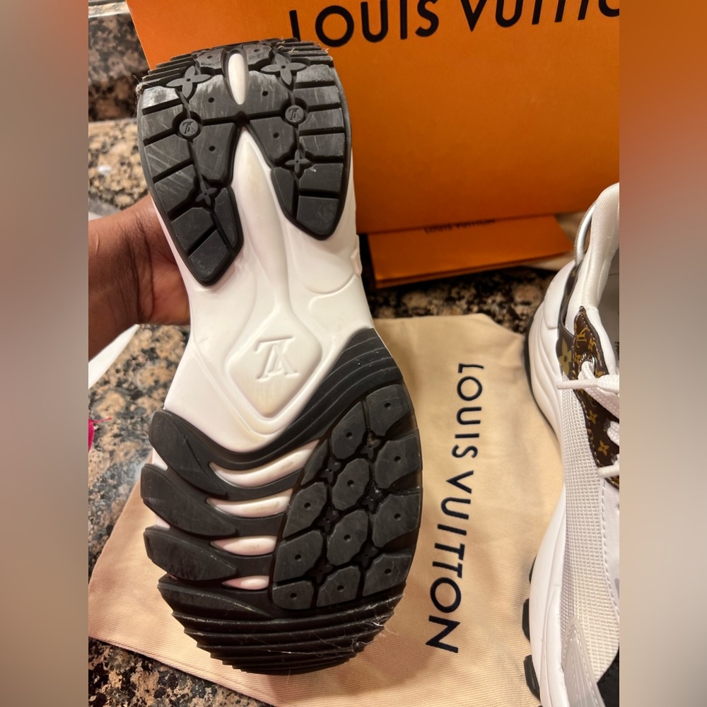 Louis Vuitton Sneakers
